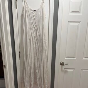 Torrid new with tags size 0 (12) large drapey lightweight sundress not lined